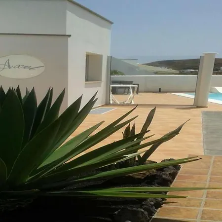 Sleeps 6 Pool Wifi דירה *